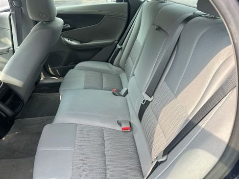 Used 2016 Chevrolet Impala LS FWD image 21