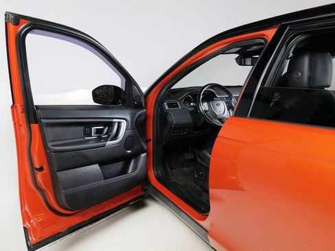 Used 2017 Land Rover Discovery Sport HSE image 21