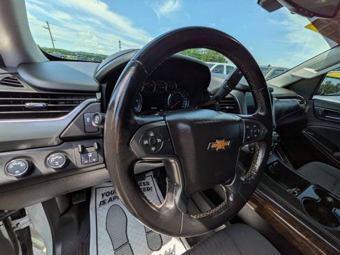 Used 2020 Chevrolet Suburban LS w/ Max Trailering Package AWD/4WD image 13