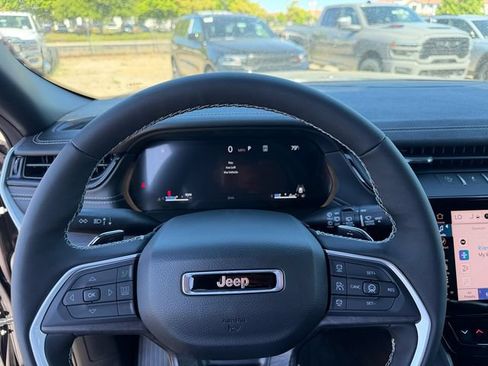 New 2026 Jeep Grand Cherokee L Limited w/ Limited Altitude Package AWD/4WD image 14