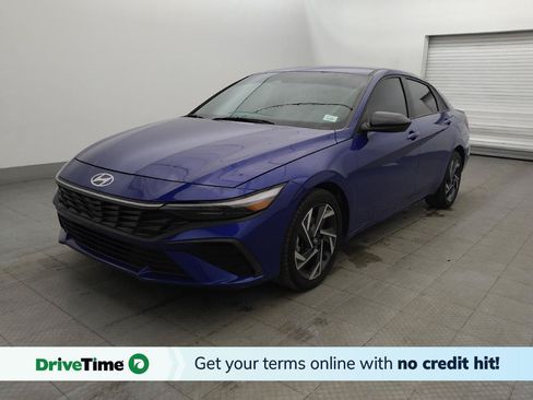 Used 2025 Hyundai Elantra Sport FWD image 1