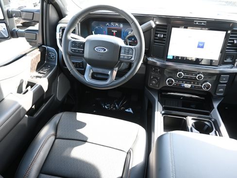 New 2026 Ford F250 Lariat w/ Black Appearance Package AWD/4WD image 77