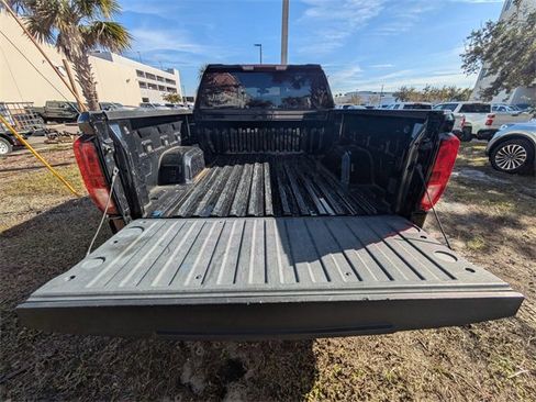 Used 2021 GMC Sierra 1500 SLE image 11