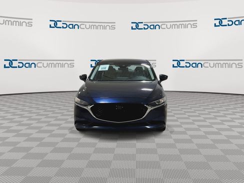 Used 2019 MAZDA MAZDA3 Sedan image 3