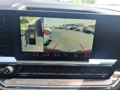 Used 2025 Chevrolet Silverado 1500 LTZ w/ Technology Package AWD/4WD image 18