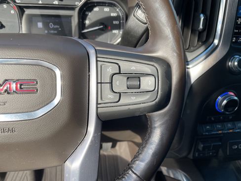 Used 2021 GMC Sierra 1500 SLT image 18