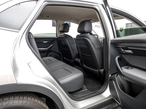 Used 2023 VinFast VF 8 Eco AWD/4WD image 47