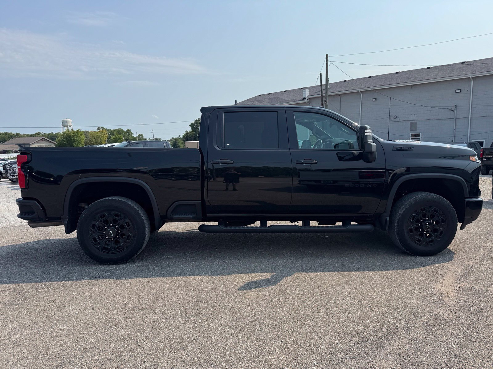 Used 2024 Chevrolet Silverado 2500 LTZ w/ LTZ Plus Package AWD/4WD image 6
