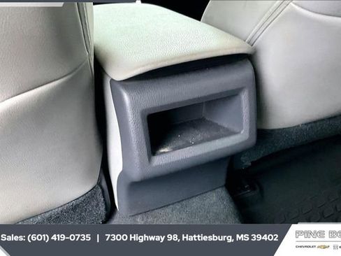 Used 2021 Toyota Camry SE image 24