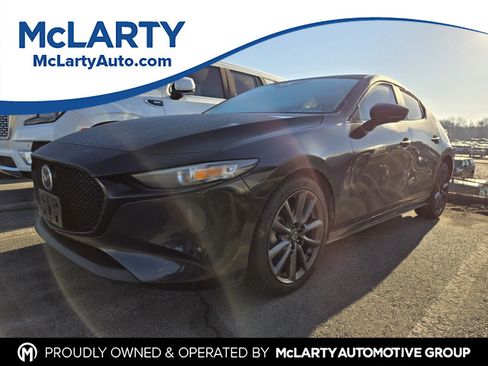 Used 2021 MAZDA MAZDA3 s image 1