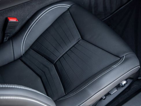 Used 2024 Chevrolet Corvette Z06 image 35