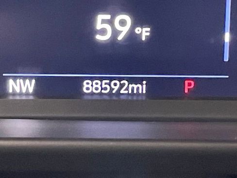 Used 2021 Chevrolet Tahoe Premier w/ Premium Package image 2