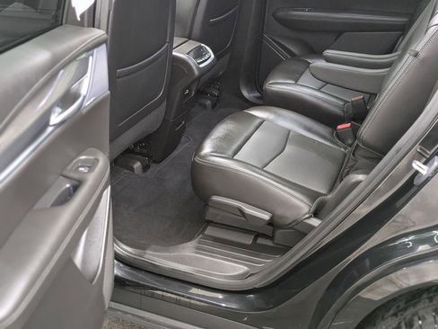 Used 2024 Cadillac XT6 Sport AWD/4WD image 37