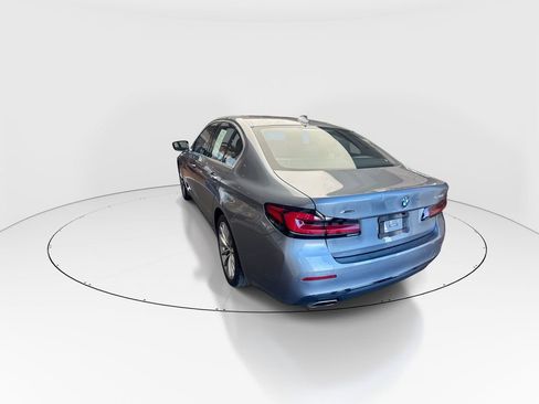 Used 2021 BMW 530i xDrive w/ Premium Package image 6