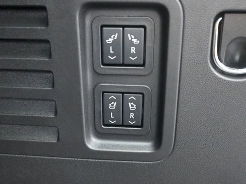 Used 2026 Chevrolet Traverse RS w/ LPO, Floor Liner Package image 25