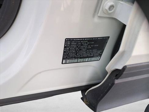 Used 2015 Ford Edge Titanium w/ Equipment Group 302A FWD image 27