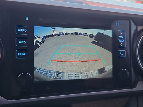 Used 2017 Toyota Tacoma TRD Off-Road w/ Tow Package RWD image 16