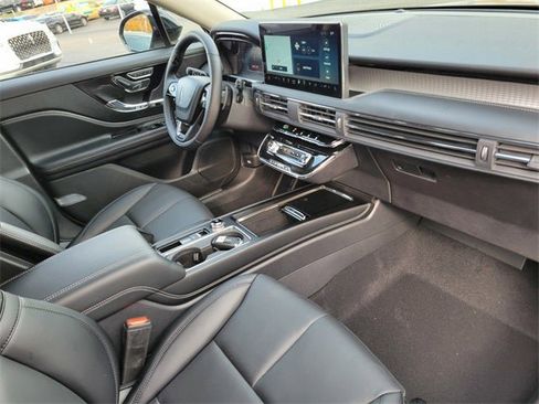 New 2026 Lincoln Corsair Premiere image 22