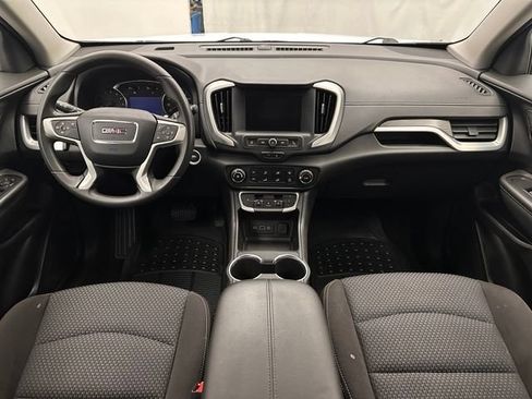 Used 2024 GMC Terrain SLE FWD image 7