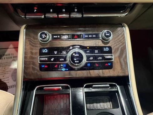 Used 2020 Lincoln Aviator Reserve w/ Equipment Group 201A AWD/4WD image 22