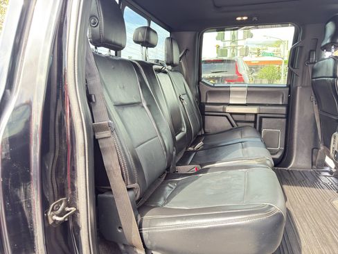 Used 2017 Ford F150 Lariat w/ Equipment Group 502A Luxury AWD/4WD image 18