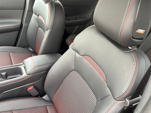 New 2026 Nissan Kicks SR w/ SR Premium Package image 19