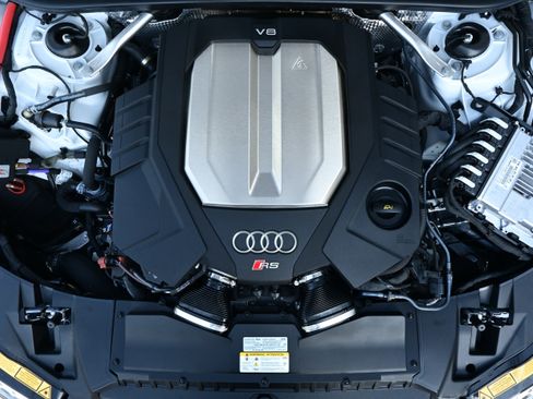 Used 2025 Audi RS 7 Performance image 38