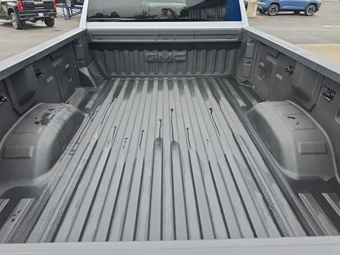 Used 2024 GMC Sierra 3500 SLE AWD/4WD image 27