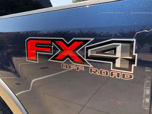 Used 2019 Ford F250 King Ranch w/ King Ranch Ultimate Package AWD/4WD image 9