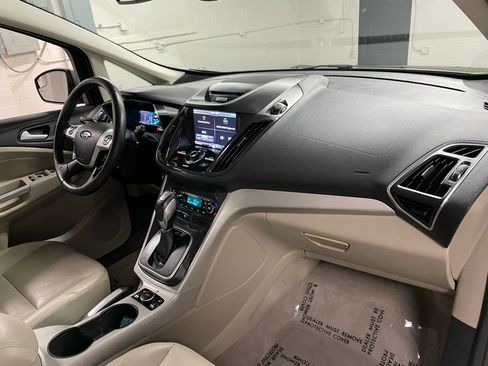 Used 2013 Ford C-MAX SEL image 15