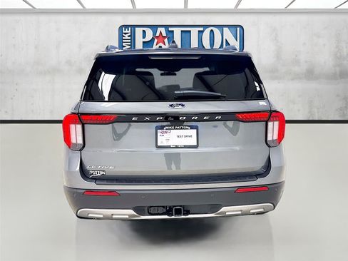 New 2026 Ford Explorer Active w/ Active Comfort Package RWD image 6