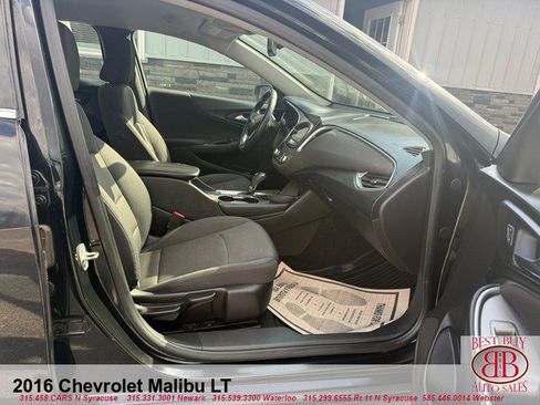 Used 2016 Chevrolet Malibu LT image 12