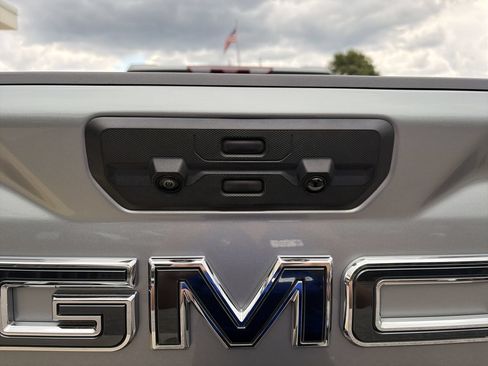 Used 2024 GMC Sierra 2500 Denali Ultimate w/ Max Trailering Package AWD/4WD image 35