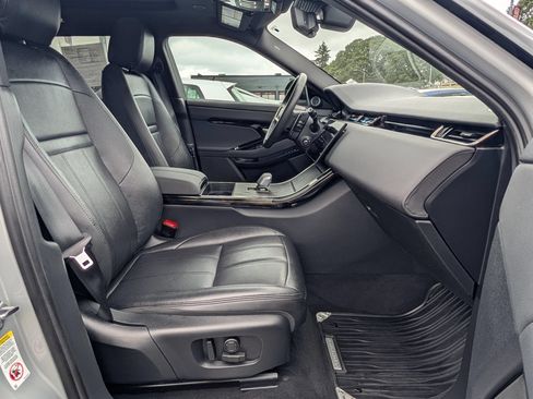 Used 2024 Land Rover Range Rover Evoque Dynamic SE AWD/4WD image 7