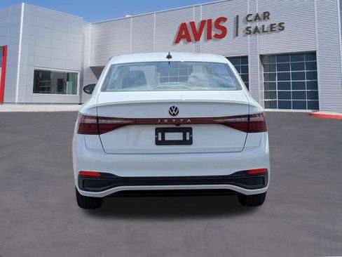 Used 2025 Volkswagen Jetta Sport FWD image 7