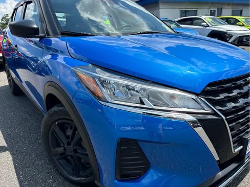 Used 2023 Nissan Kicks S FWD image 30