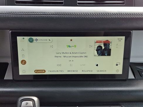 Used 2024 Land Rover Defender 90 S image 18