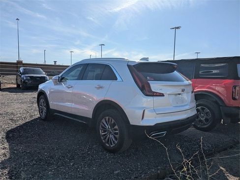 Used 2024 Cadillac XT4 Premium Luxury image 7