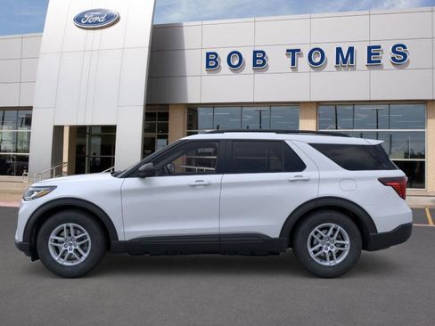 New 2026 Ford Explorer Active image 3