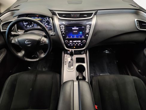 Used 2020 Nissan Murano SV FWD image 3