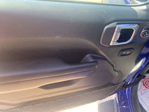 Used 2020 Jeep Wrangler Unlimited Sport S image 17