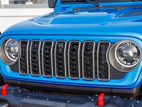 New 2025 Jeep Wrangler Unlimited Rubicon image 6