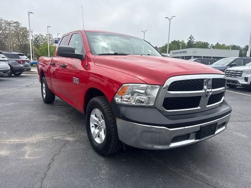 Used 2017 RAM 1500 Tradesman w/ Popular Equipment Group RWD image 4