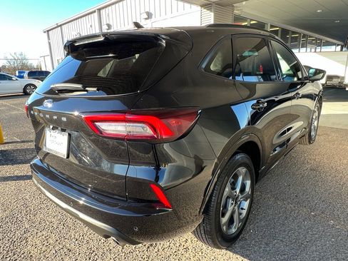Used 2023 Ford Escape ST-Line w/ Tech Pack #1 image 8