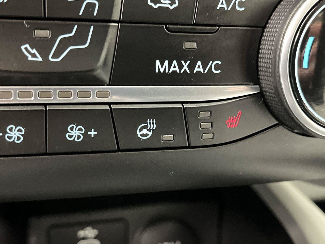 Used 2024 Ford Escape Active AWD/4WD image 26