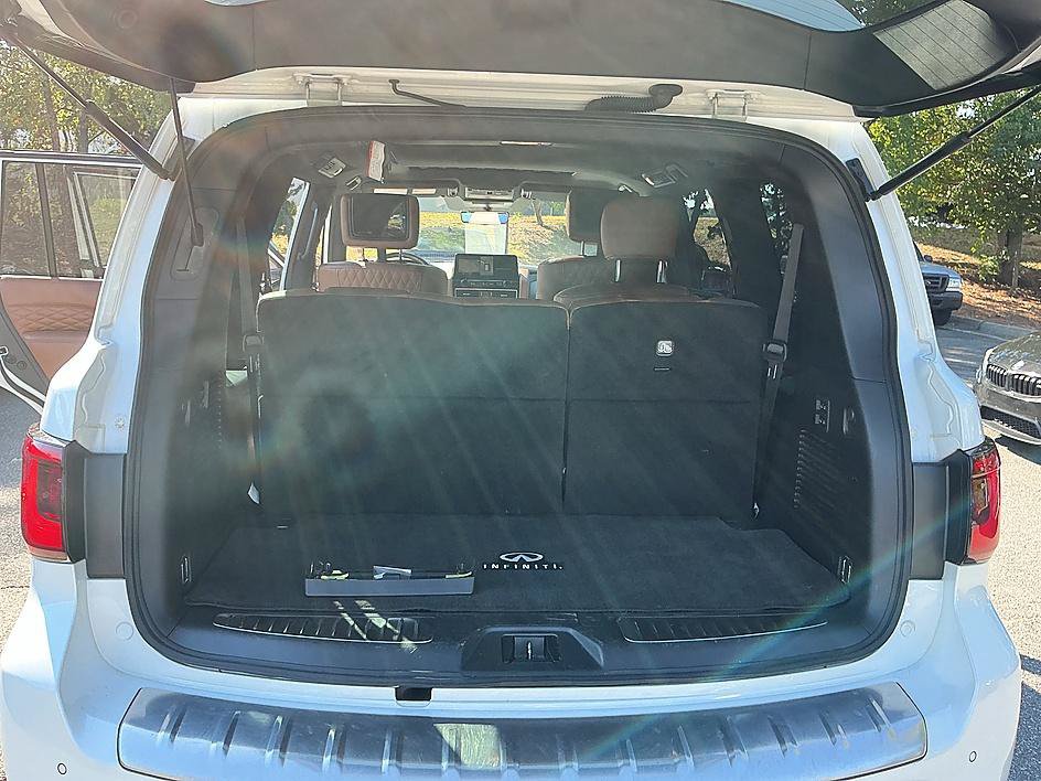 Used 2022 INFINITI QX80 Sensory w/ Cargo Package AWD/4WD image 30