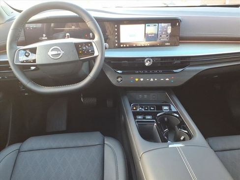 New 2026 Nissan Murano Platinum image 9