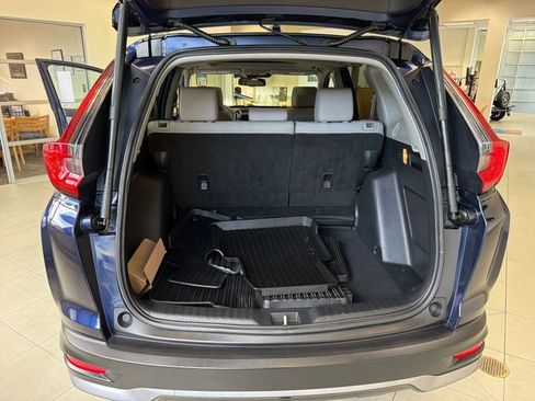 Used 2020 Honda CR-V Touring image 10