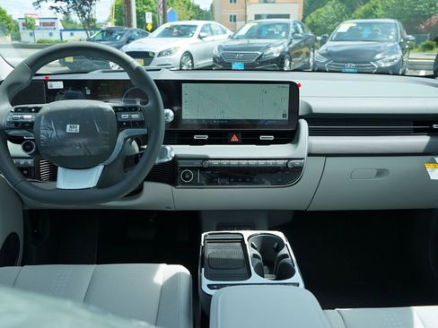 New 2026 Hyundai Ioniq 5 Limited image 19