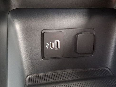 New 2026 Ford Explorer ST-Line image 15